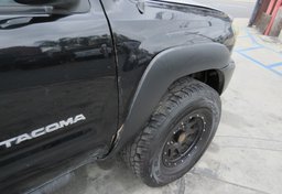 2013 Toyota Tacoma - Image 17