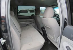 2013 Toyota Tacoma - Image 33