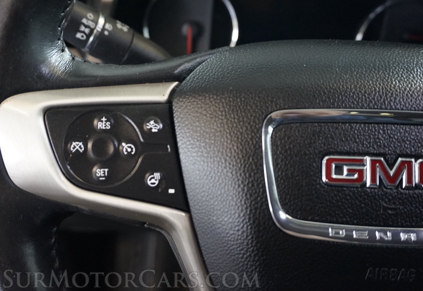 2017 GMC Acadia - Image 41