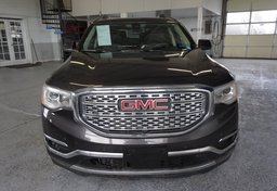 2017 GMC Acadia - Image 12