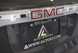 2017 GMC Acadia - Image 27