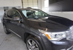 2017 GMC Acadia - Image 15