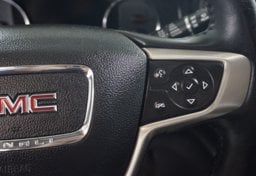 2017 GMC Acadia - Image 39