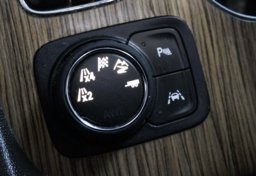 2017 GMC Acadia - Image 52