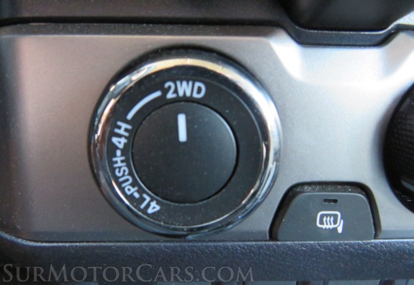 2020 Toyota Tacoma 4WD - Image 36