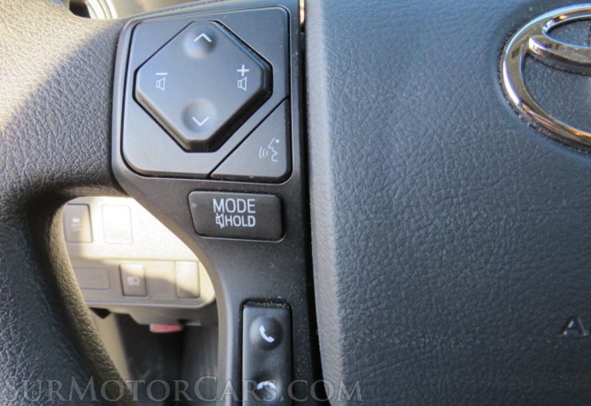 2020 Toyota Tacoma 4WD - Image 38