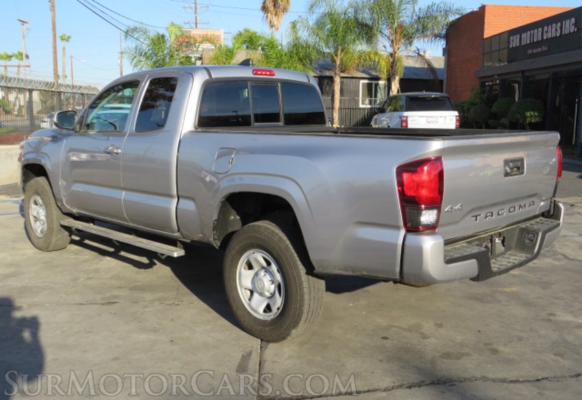 2020 Toyota Tacoma 4WD - Image 9