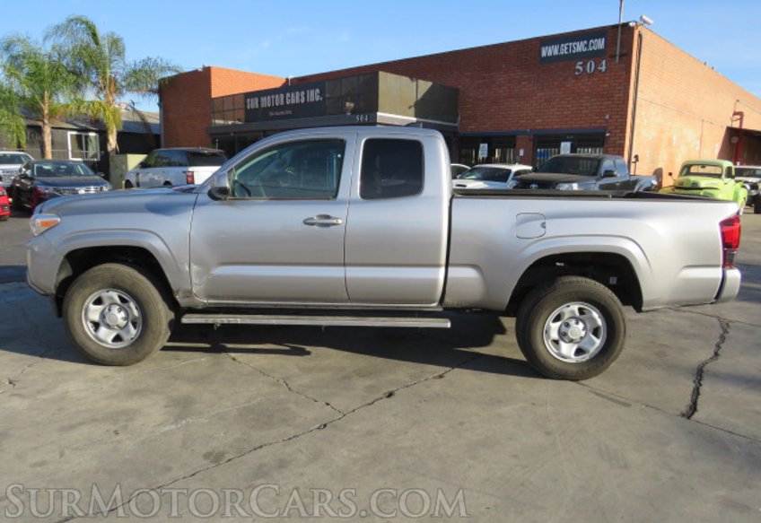 2020 Toyota Tacoma 4WD - Image 5