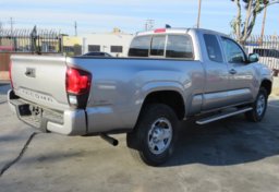 2020 Toyota Tacoma 4WD - Image 10