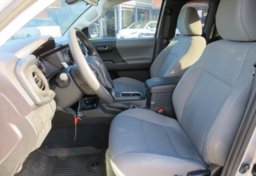 2020 Toyota Tacoma 4WD - Image 24