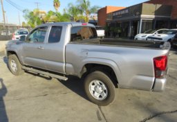 2020 Toyota Tacoma 4WD - Image 7