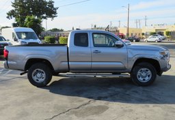 2020 Toyota Tacoma 4WD - Image 6