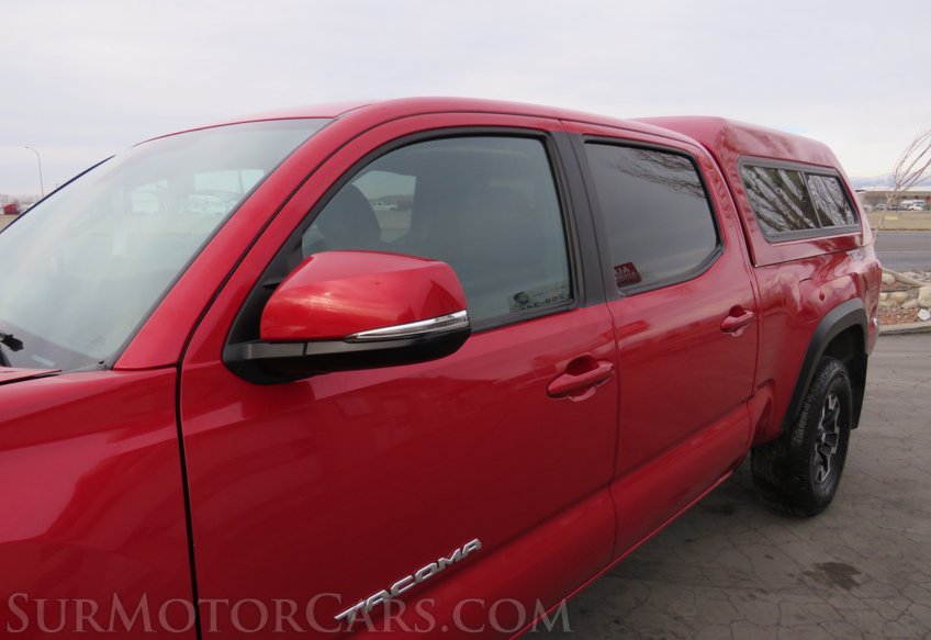 2019 Toyota Tacoma 4WD - Image 14