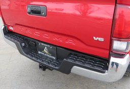 2019 Toyota Tacoma 4WD - Image 21