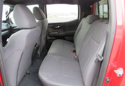 2019 Toyota Tacoma 4WD - Image 33