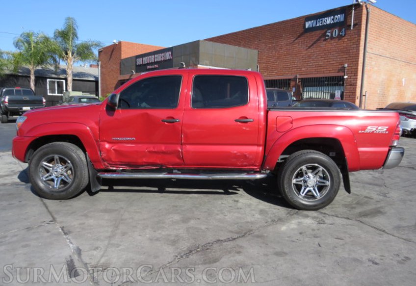 2014 Toyota Tacoma - Image 5