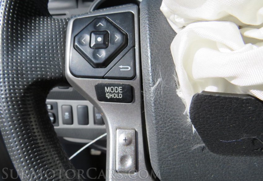 2014 Toyota Tacoma - Image 31