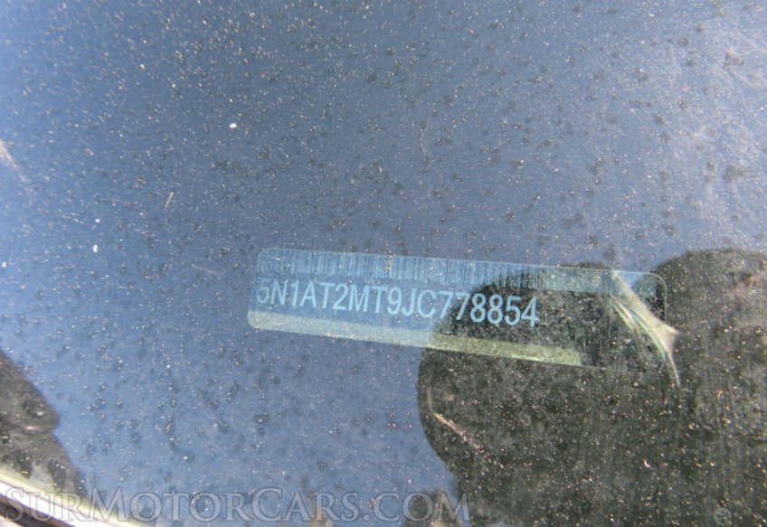 2018 Nissan Rogue - Image 32