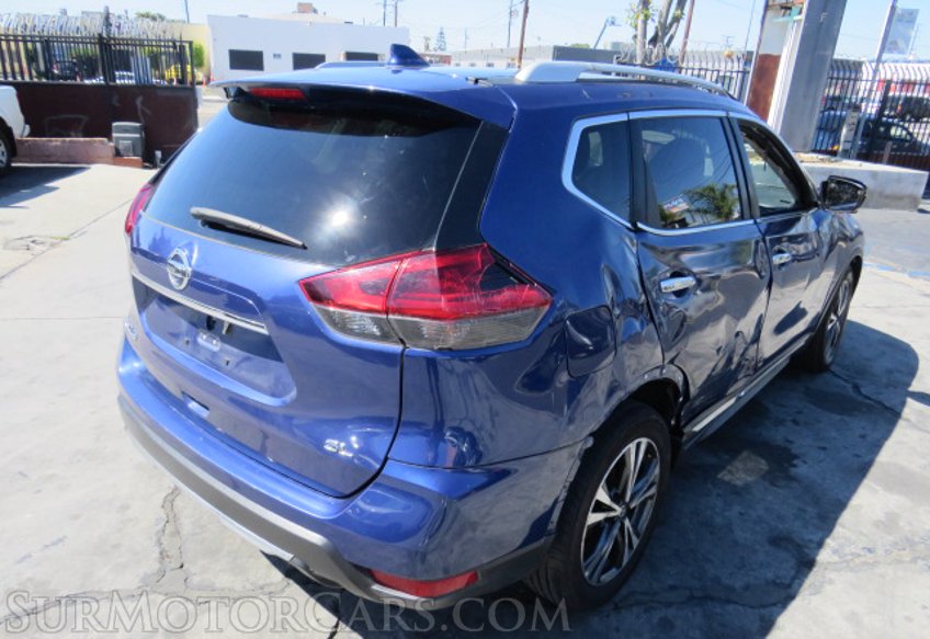 2018 Nissan Rogue - Image 10