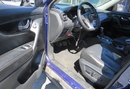 2018 Nissan Rogue - Image 18