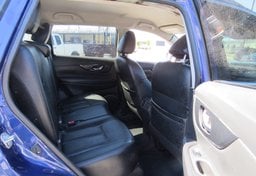 2018 Nissan Rogue - Image 23