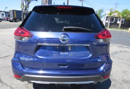 2018 Nissan Rogue - Image 11