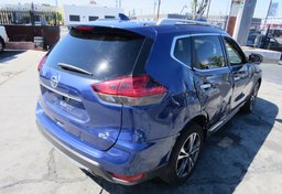 2018 Nissan Rogue - Image 10