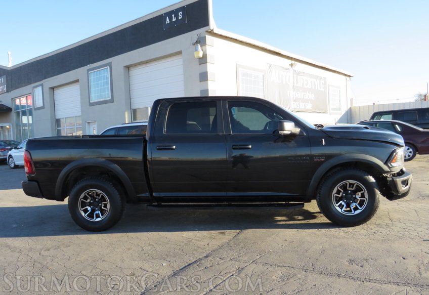 2017 Ram 1500 - Image 9