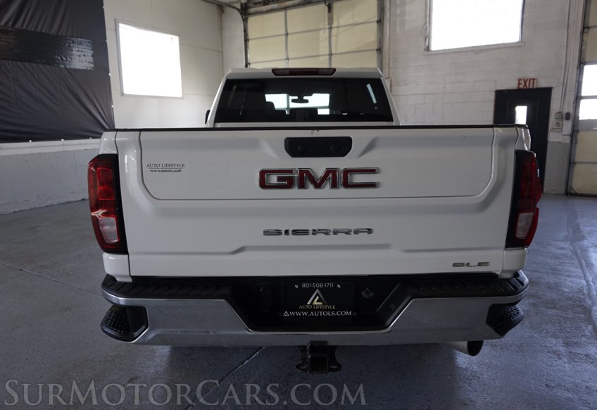 2023 GMC Sierra 2500HD - Image 12