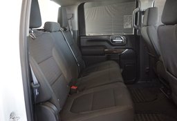 2023 GMC Sierra 2500HD - Image 38