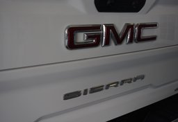 2023 GMC Sierra 2500HD - Image 26