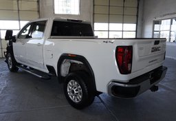 2023 GMC Sierra 2500HD - Image 6