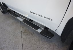 2023 GMC Sierra 2500HD - Image 18