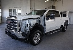 2023 GMC Sierra 2500HD - Image 2