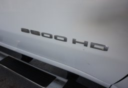 2023 GMC Sierra 2500HD - Image 19