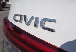 2022 Honda Civic Sedan - Image 16