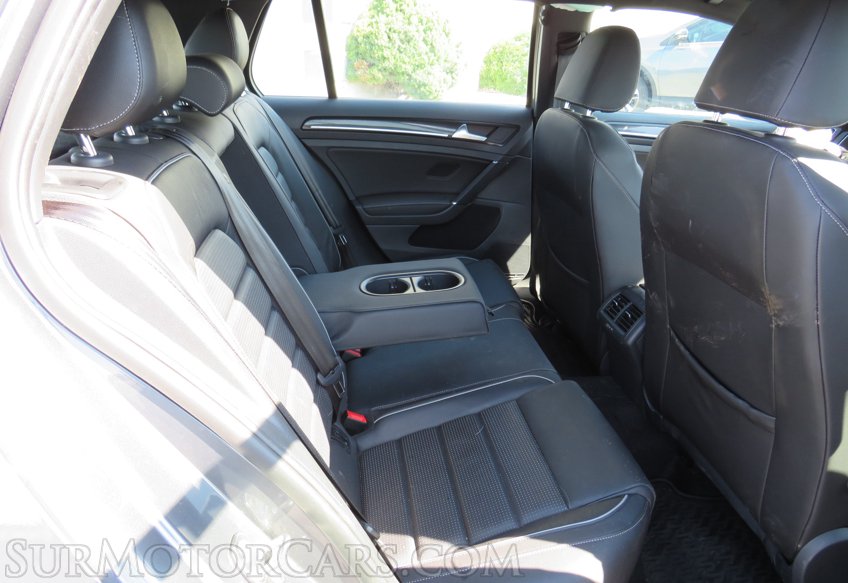 2019 Volkswagen Golf R - Image 24