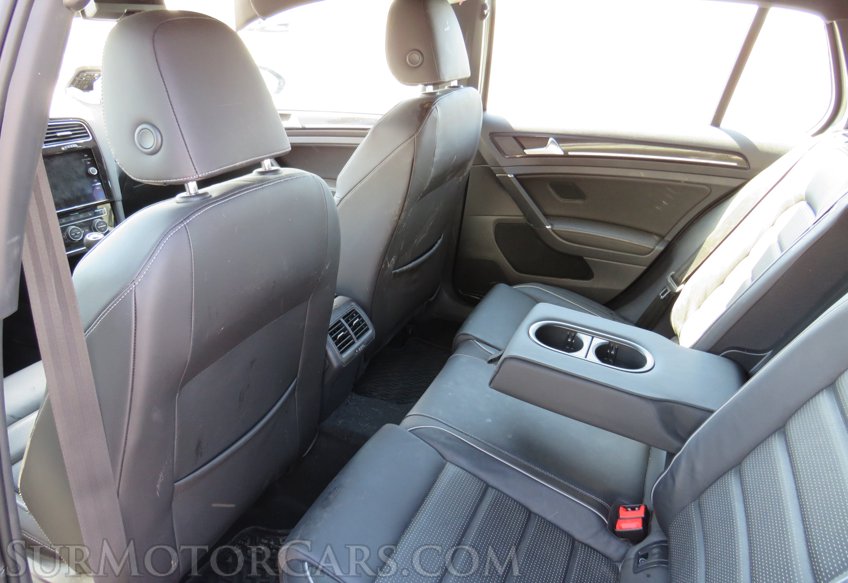 2019 Volkswagen Golf R - Image 28