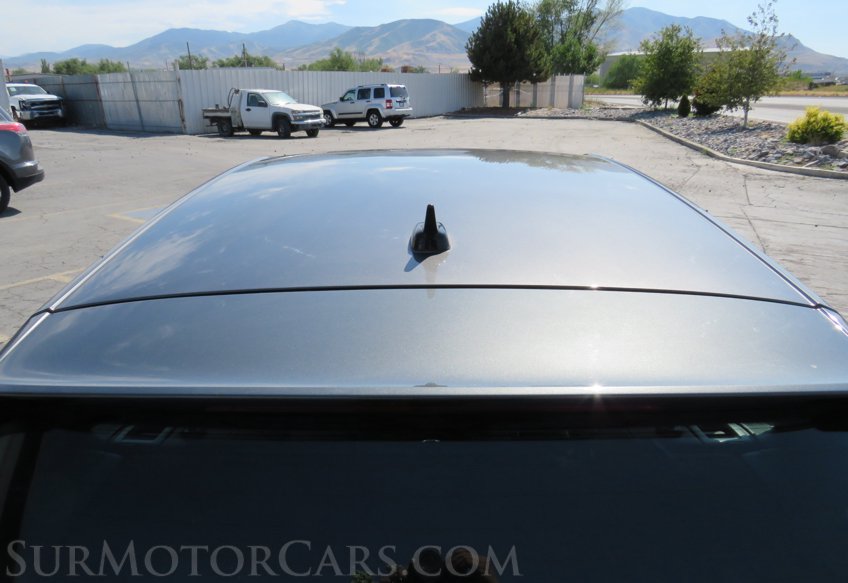 2019 Volkswagen Golf R - Image 17