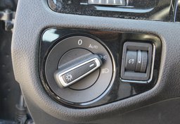 2019 Volkswagen Golf R - Image 31