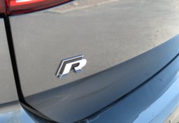 2019 Volkswagen Golf R - Image 21