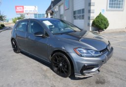 2019 Volkswagen Golf R - Image 3