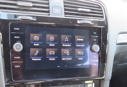 2019 Volkswagen Golf R - Image 35