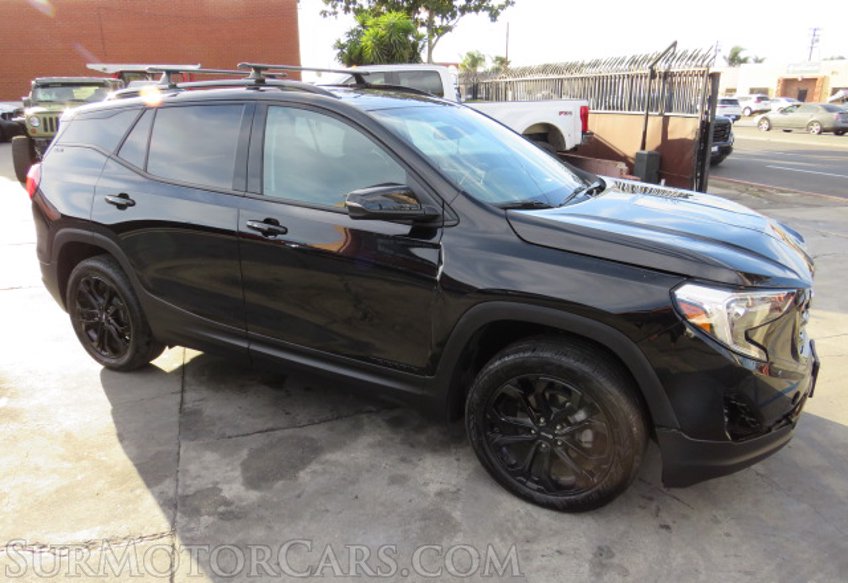 2020 GMC Terrain - Image 3