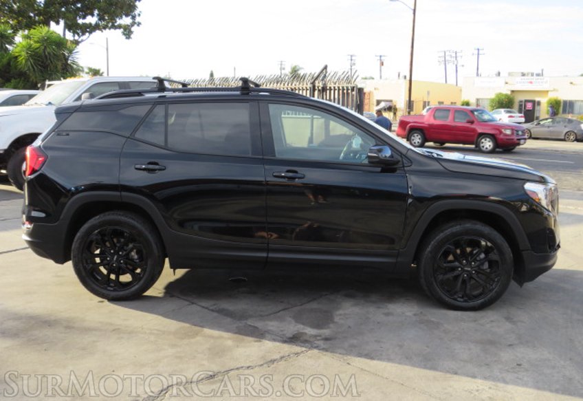 2020 GMC Terrain - Image 9