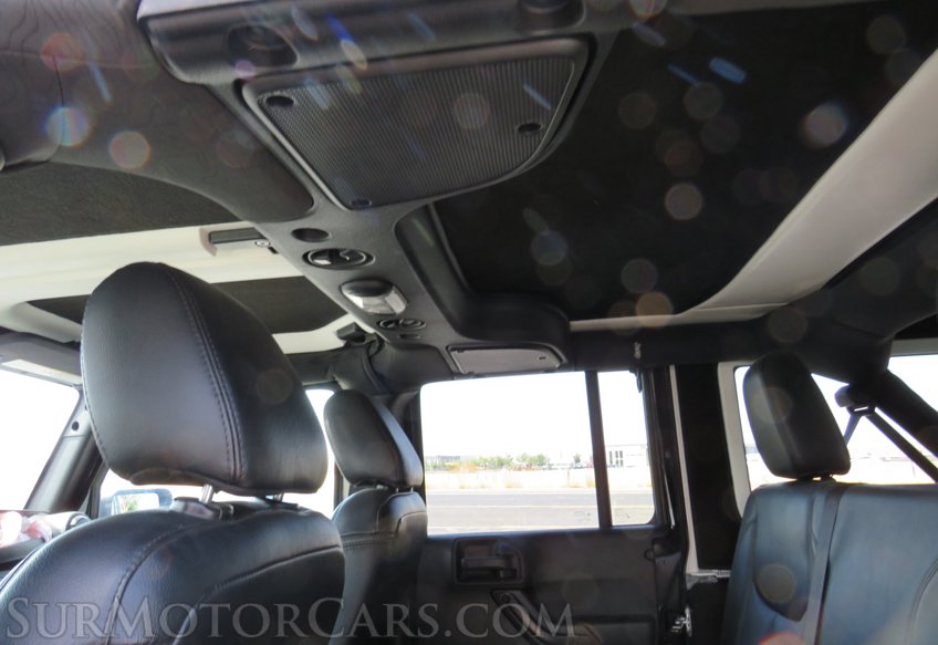 2017 Jeep Wrangler Unlimited - Image 30