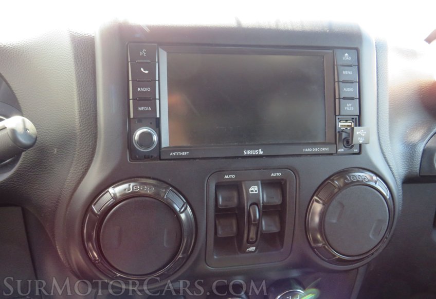 2017 Jeep Wrangler Unlimited - Image 40