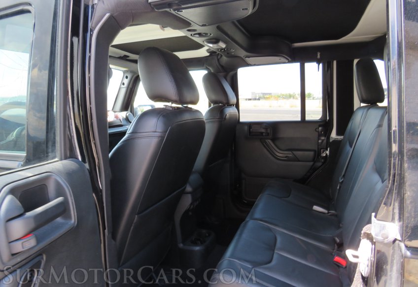 2017 Jeep Wrangler Unlimited - Image 32