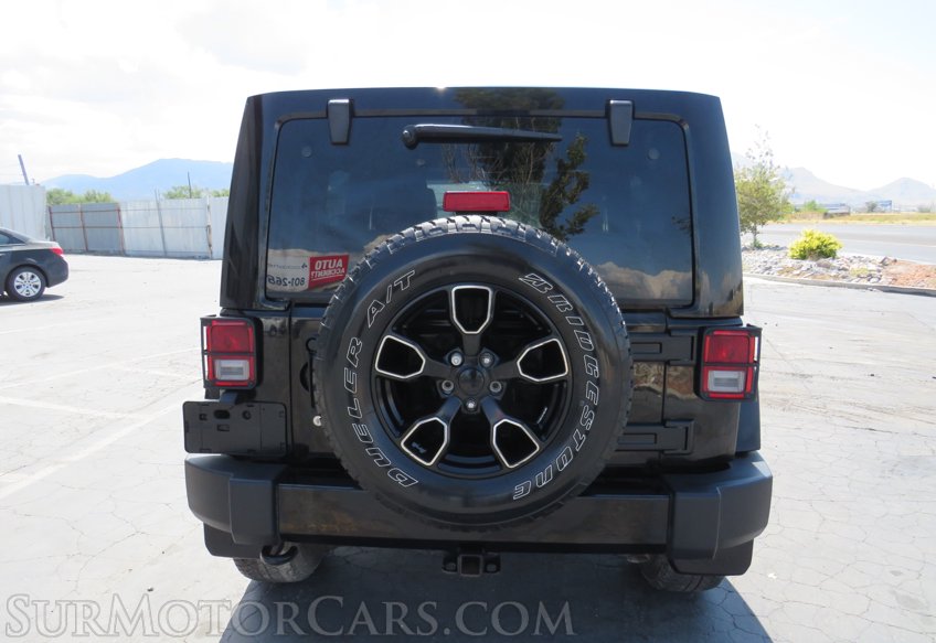 2017 Jeep Wrangler Unlimited - Image 10