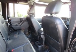 2017 Jeep Wrangler Unlimited - Image 25